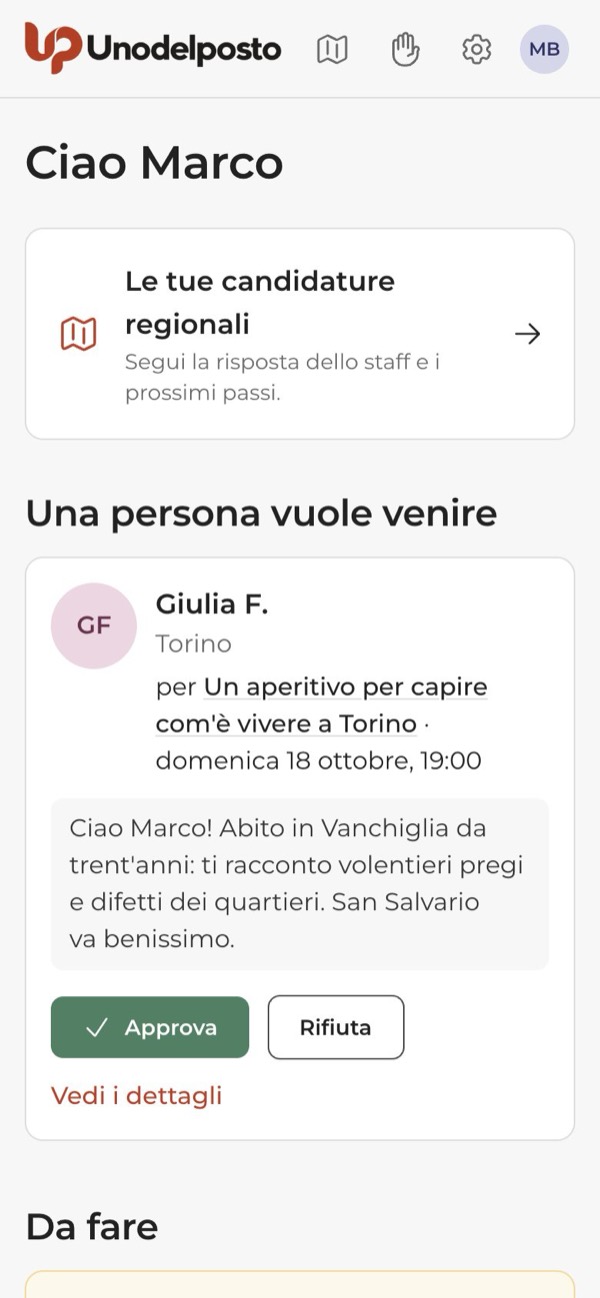 Da telefono: le voci principali stanno nella barra in basso.